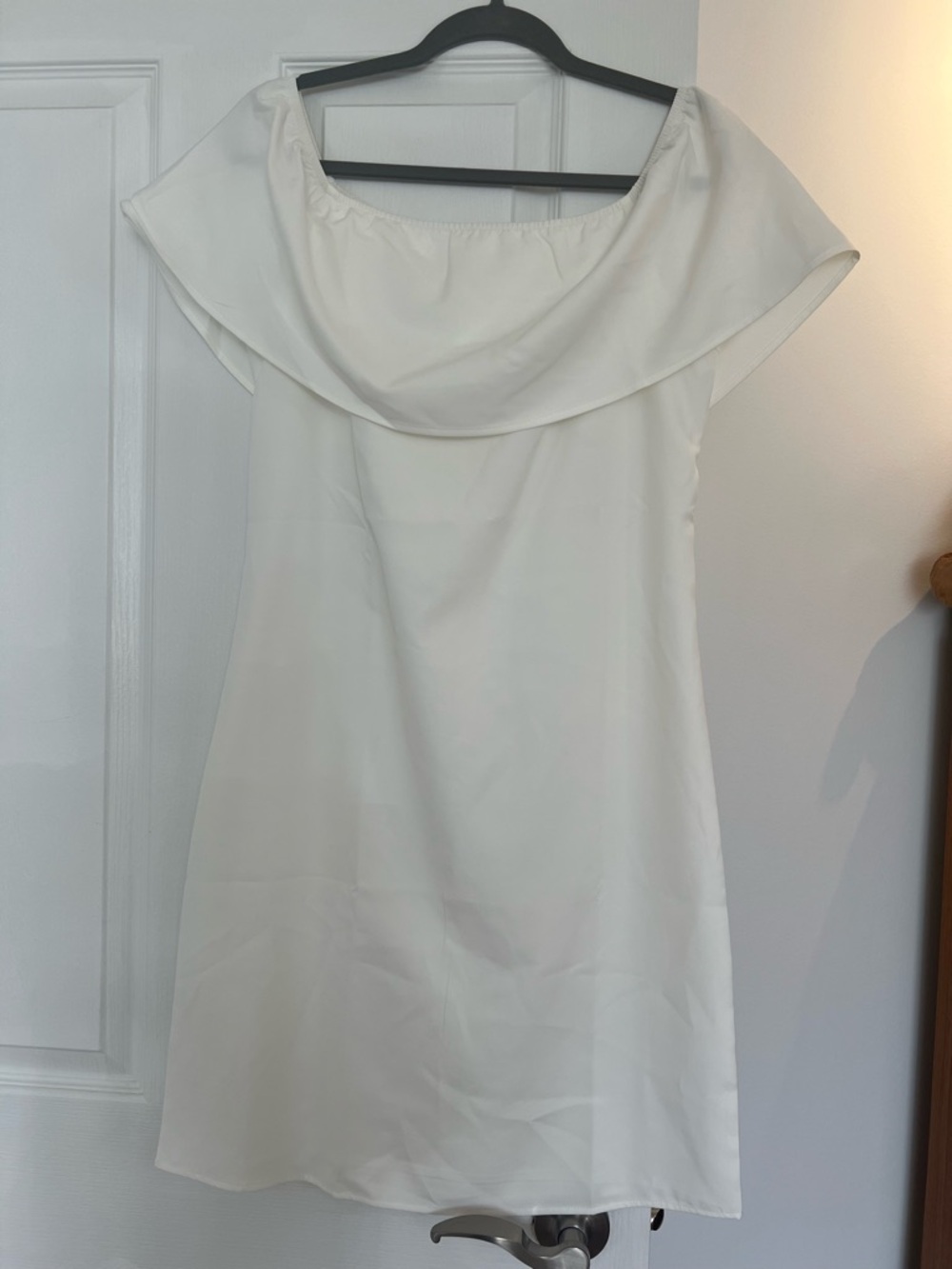Off-Shoulder White Women's Dress